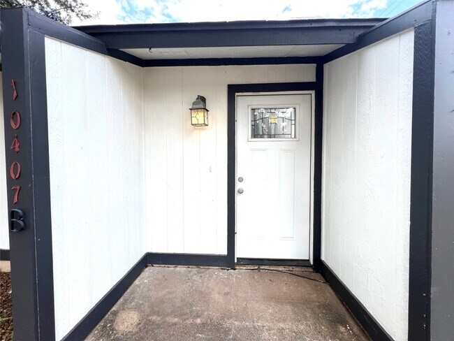 10407 Burmaster Ln Austin, TX 78750 photo 5