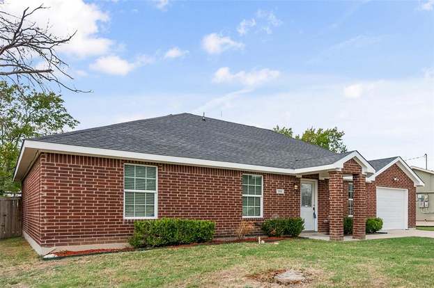 104 Yorkshire Dr Cedar Hill, TX 75104 photo 3