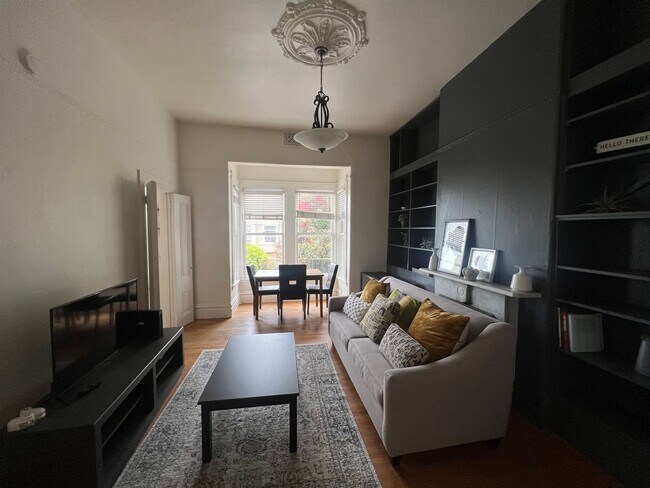 3426 Sacramento Street, San Francisco, CA 94118 photo 5