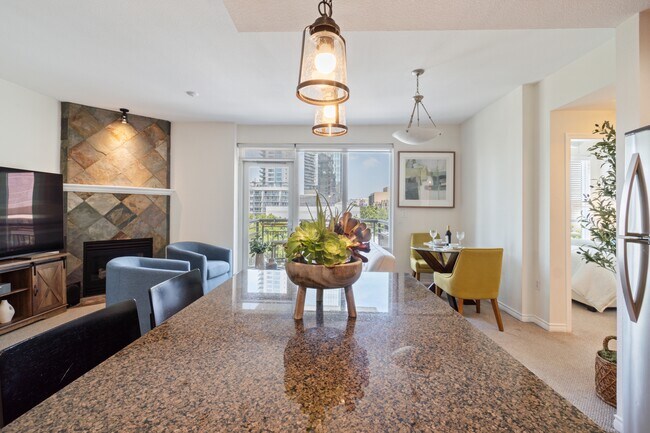1240 India St San Diego, CA 92101 photo 4