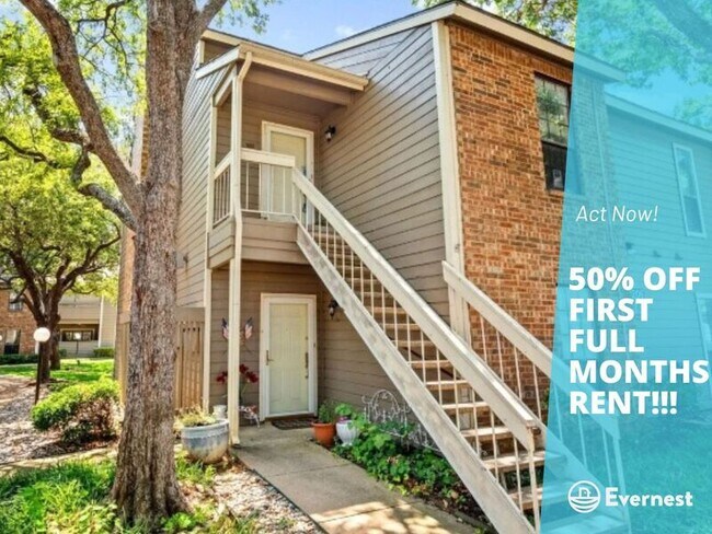 1206 Riverchase Ln Arlington, TX 76011 photo 2