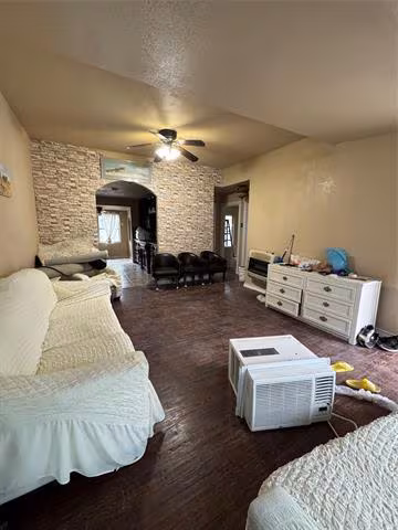 2717 Avenue I Fort Worth, TX 76105 photo 2