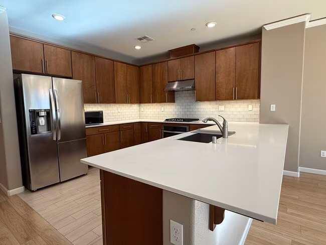 Beautiful Contemporary 2 Bedroom 2 Bath Berryessa Townhome photo 3