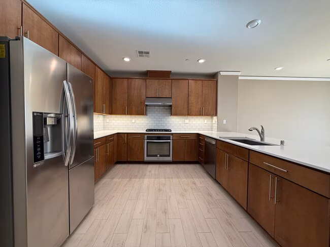 Beautiful Contemporary 2 Bedroom 2 Bath Berryessa Townhome photo 4