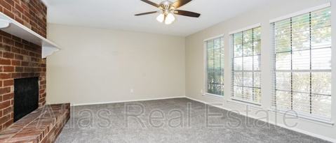 1201 Oakbluff Drive, Lancaster, TX 75146 photo 3