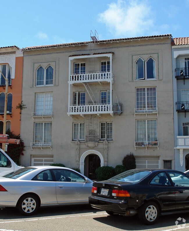 1BR/1BA Apartment on Fillmore St · San Francisco photo 2