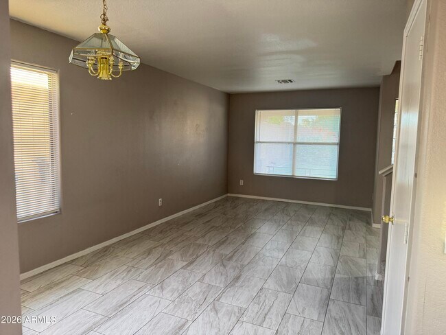 12741 Desert Flower Rd Avondale, AZ 85392 photo 5