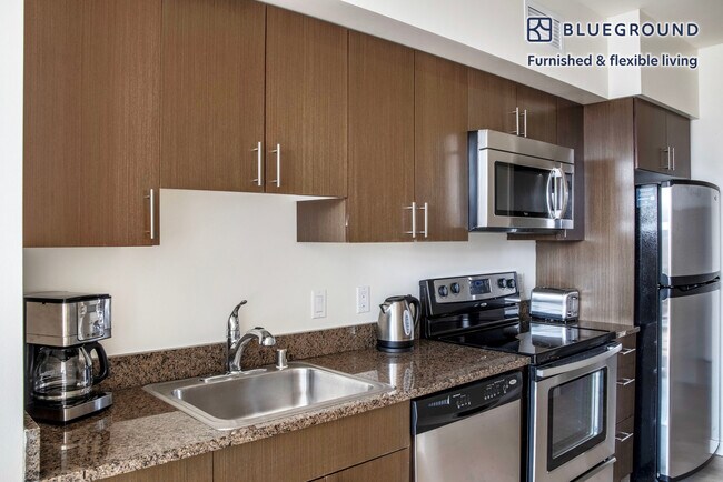 10351 NE 10th St Bellevue, WA 98004 photo 5