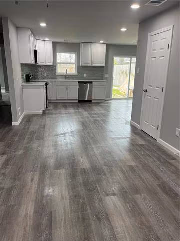 3228 Elsie Faye Heggins St Dallas, TX 75215 photo 5