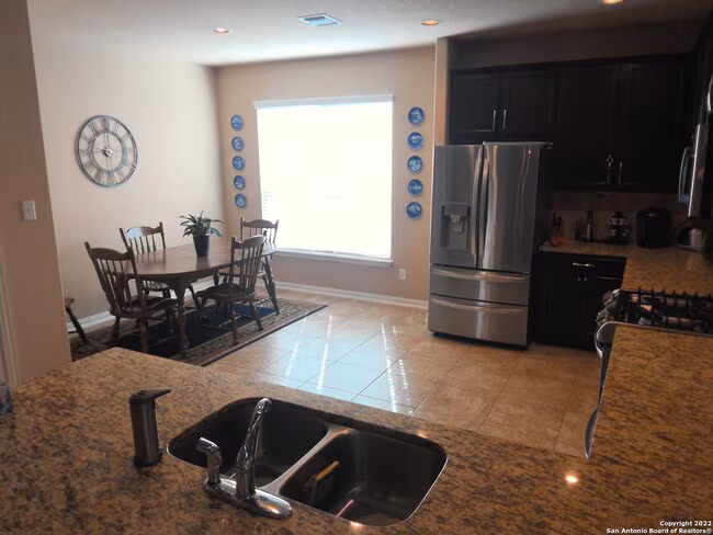 13042 Shoreline Dr San Antonio, TX 78254 photo 5