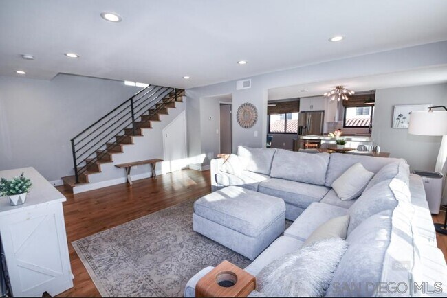 845 E Ave Coronado, CA 92118 photo 5