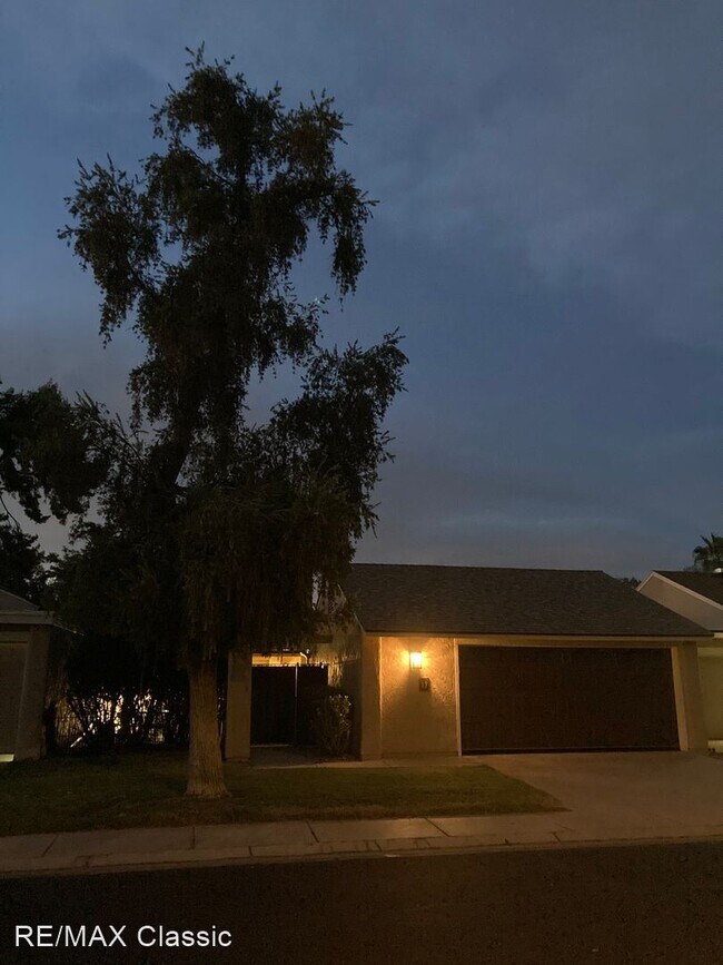 13 Leisure World Mesa, AZ 85206 photo 2