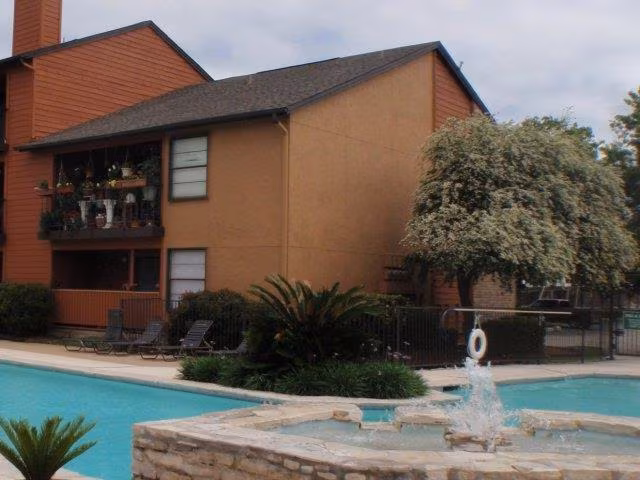 2439 NE Interstate 410 Loop San Antonio, TX 78217 photo 4