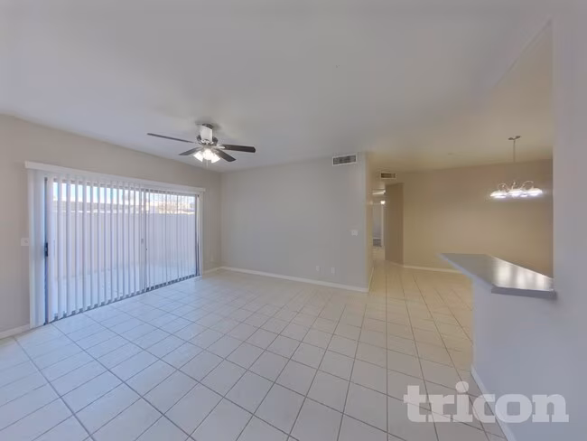1406 West Emerald Avenue, Mesa, AZ 85202 photo 3