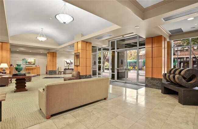 2600 2nd Ave Seattle, WA 98121 photo 4