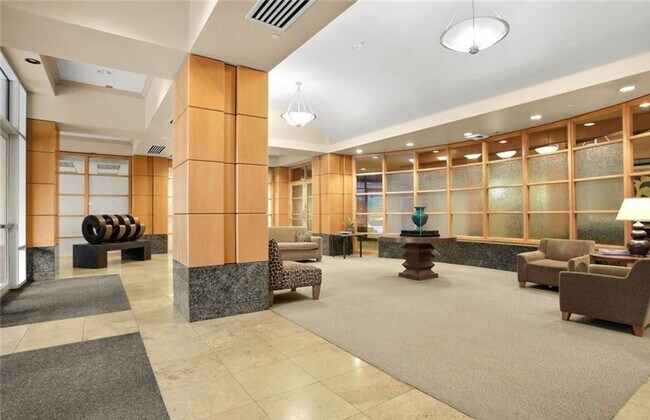 2600 2nd Ave Seattle, WA 98121 photo 3