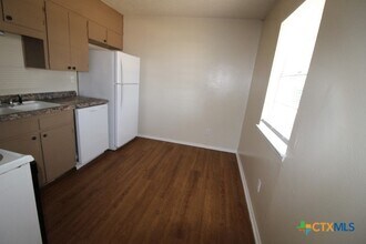 603 Westview Cir Copperas Cove, TX 76522 photo 4