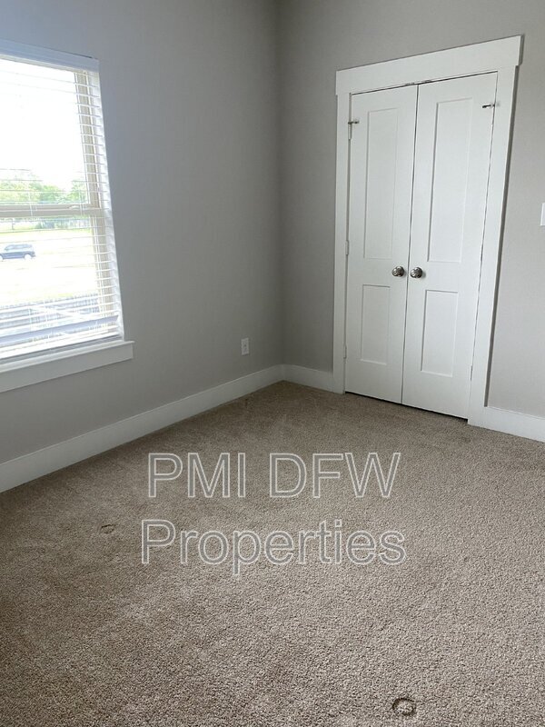 204 Stone Circle, Wylie, TX 75098 photo 3