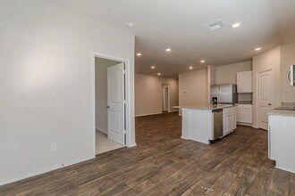 833 Bahia Pl Seguin, TX 78155 photo 5