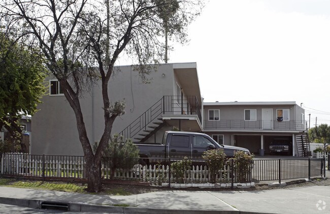 26910 Manon Avenue, Hayward, CA 94544 photo 2