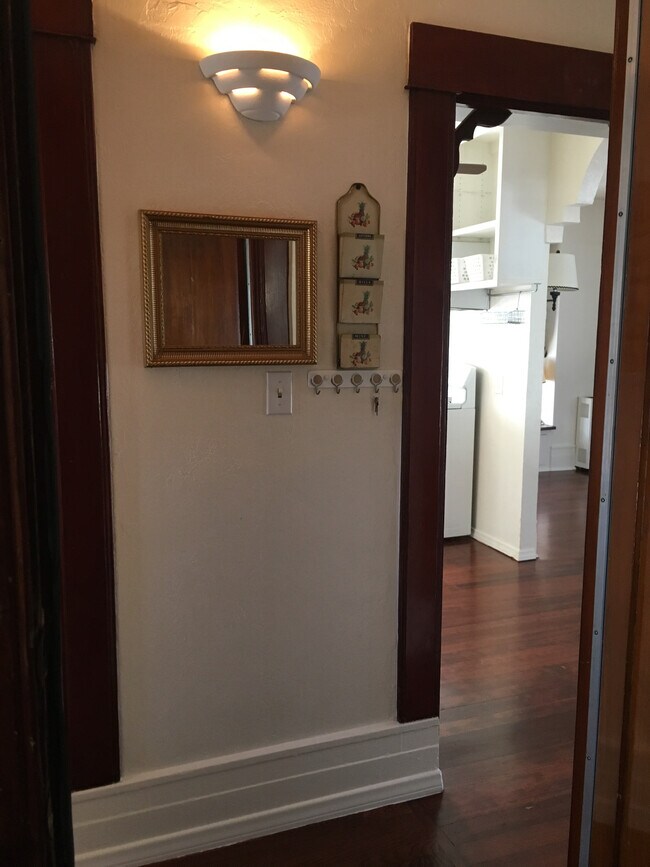 915 25th St San Diego, CA 92102 photo 3