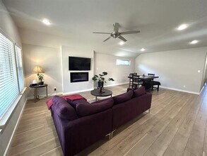 4913 Pebblewood Drive, Mckinney, TX 75071 photo 5