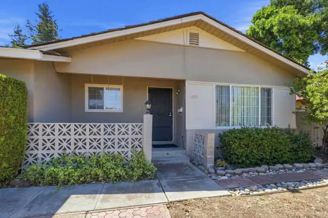 1571 Finch Way Sunnyvale, CA 94087 photo 5