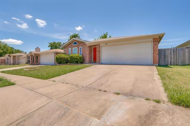 734 Port Richmond Way, Arlington, TX 76018 photo 3