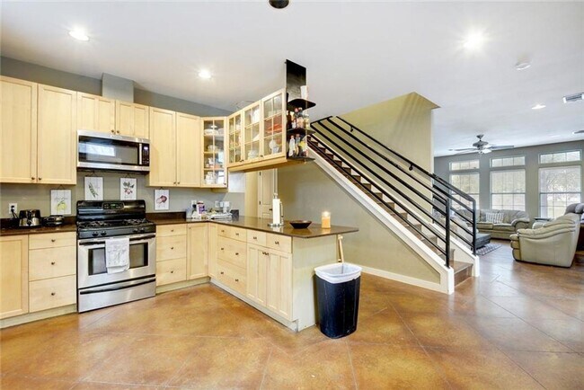 4500 Avenue C Austin, TX 78751 photo 5