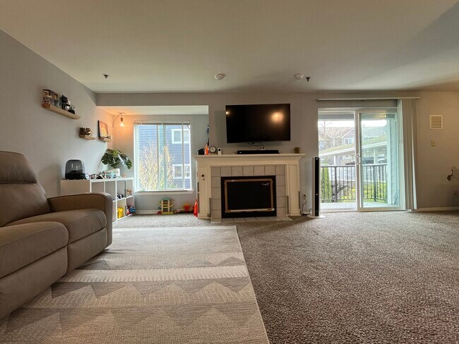 12530 109th Ct NE Kirkland, WA 98034 photo 3