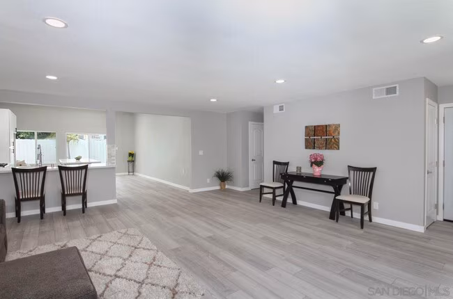 8580 Flanders Drive, San Diego, CA 92126 photo 5