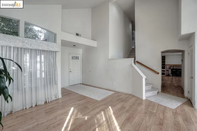 4973 Ridgeview Dr Antioch, CA 94531 photo 5