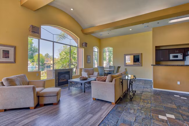 Serena Shores Apartments photo 3