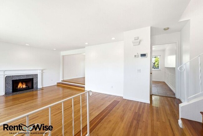 1955 Beach Park Blvd Foster City, CA 94404 photo 3
