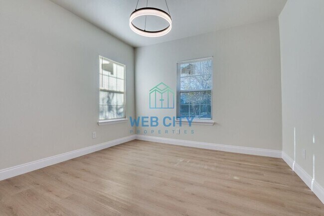 4900 Leland Avenue, Dallas, TX 75215 photo 4