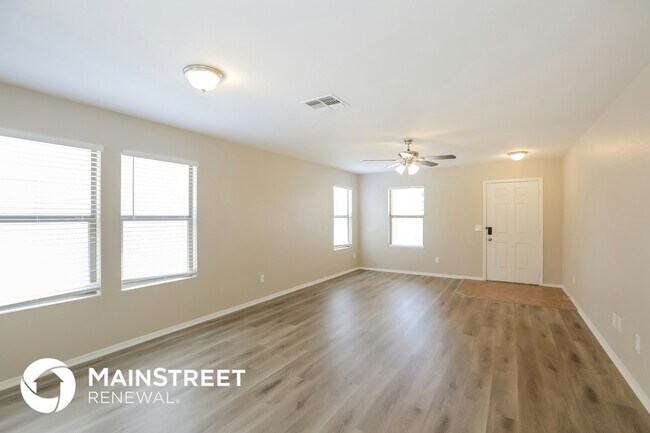 2440 W Romley Rd Phoenix, AZ 85041 photo 5