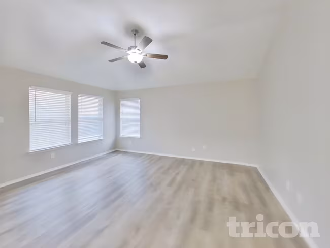 1602 Canary Island Court, Dallas, TX 75217 photo 3