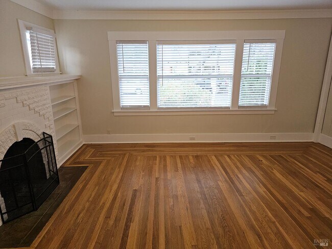 412 Lincoln St Santa Rosa, CA 95401