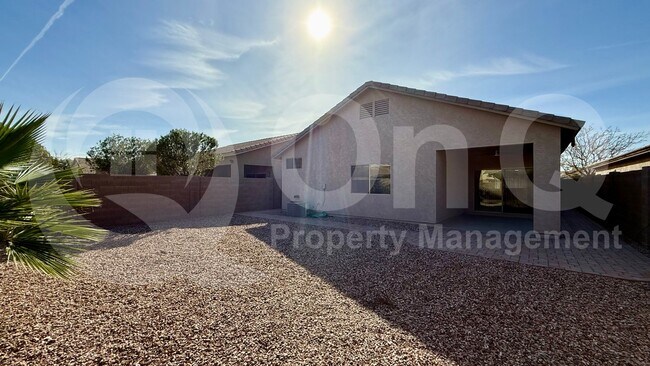 44016 W PIONEER Road photo 3