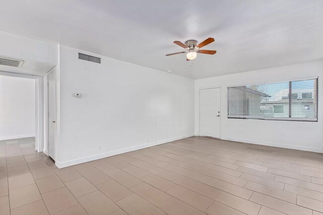 1233 E Thomas Rd Phoenix, AZ 85014 photo 4