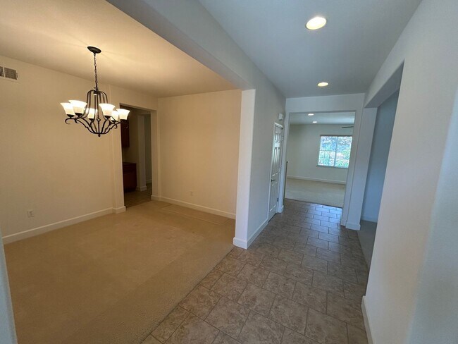 Spacious 5-Bedroom Home with SOLAR photo 3