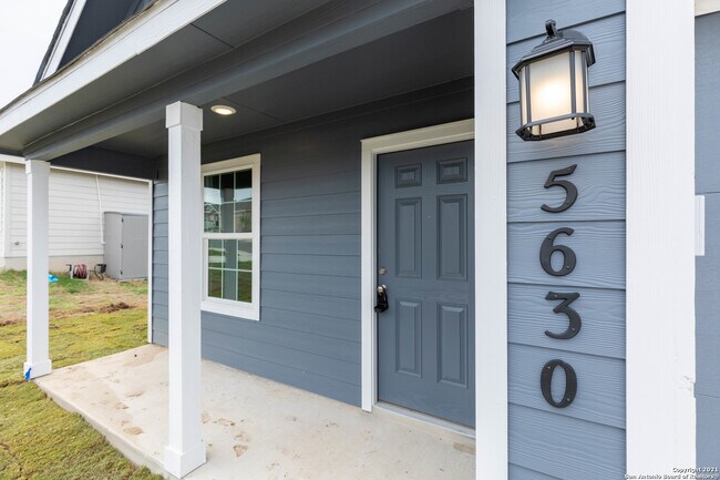 5630 Elm Valley Dr San Antonio, TX 78242 photo 4