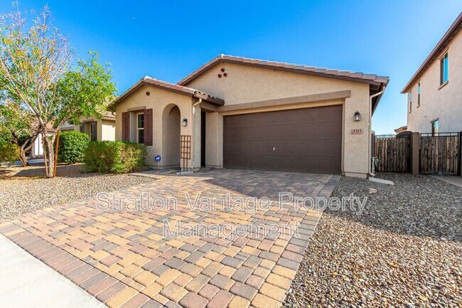 8515 W Peppertree Ln photo 3