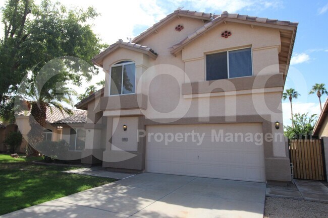 121 W Shamrock St Gilbert, AZ 85233 photo 3