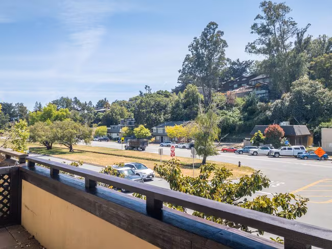 PROGRESSIVE photo 5
