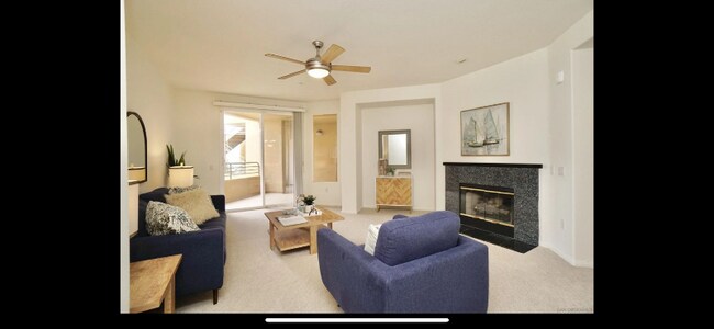817 Kalpati Cir Carlsbad, CA 92008 photo 2