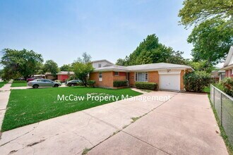 2149 Utica Dr Dallas, TX 75227 photo 4