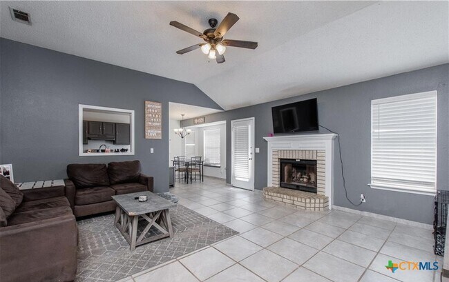 1410 Windsor Cir Killeen, TX 76549 photo 2