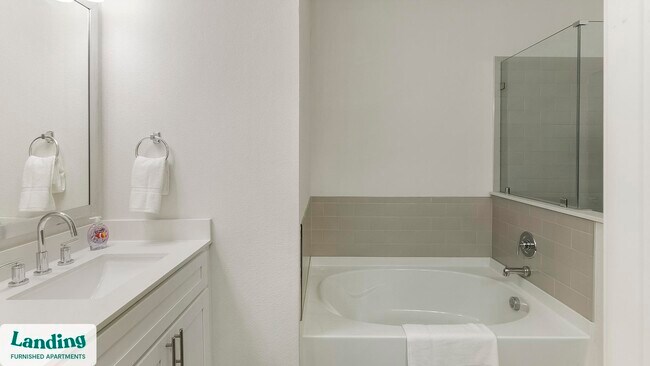 15777 Quorum Dr Addison, TX 75001 photo 4