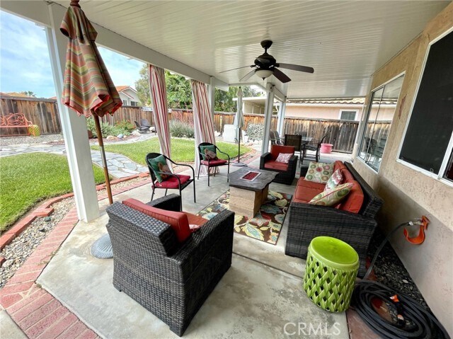 27503 Dandelion Ct Temecula, CA 92591 photo 3